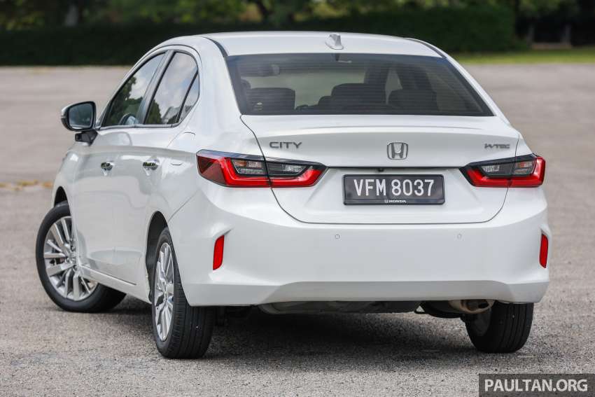 GALERI: Honda City 1.5 V petrol sedan vs Honda City Hatchback 1.5 RS e:HEV 2022 — RM91k – RM110k 1495799