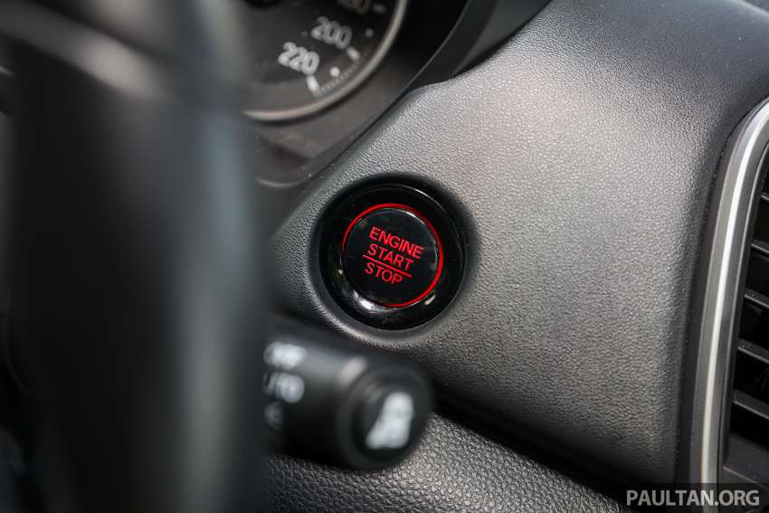 GALERI: Honda City 1.5 V petrol sedan vs Honda City Hatchback 1.5 RS e:HEV 2022 — RM91k – RM110k 1495870