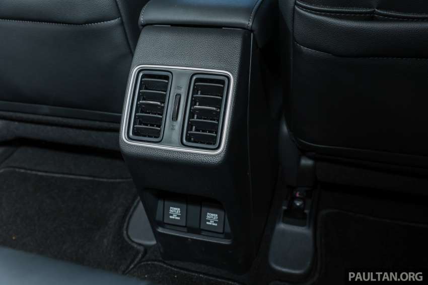 GALERI: Honda City 1.5 V petrol sedan vs Honda City Hatchback 1.5 RS e:HEV 2022 — RM91k – RM110k 1495888