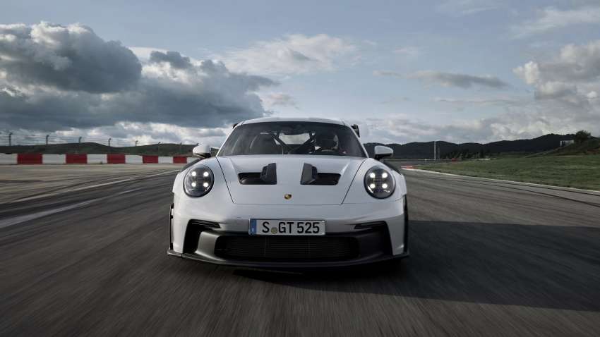 992 Porsche 911 GT3 RS revealed – first Porsche with DRS, 525 PS and 465 Nm, 0-100 km/h in 3.2 seconds 1500889