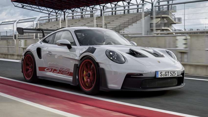 992 Porsche 911 GT3 RS revealed – first Porsche with DRS, 525 PS and 465 Nm, 0-100 km/h in 3.2 seconds 1500890