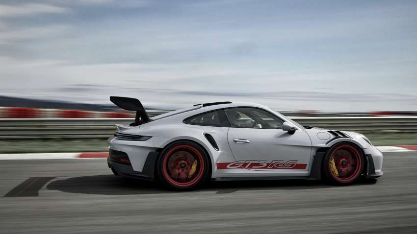 992 Porsche 911 GT3 RS revealed – first Porsche with DRS, 525 PS and 465 Nm, 0-100 km/h in 3.2 seconds 1500891