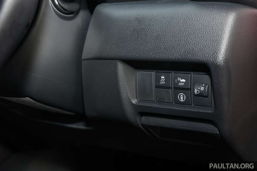 GALERI: Honda City 1.5 V petrol sedan vs Honda City Hatchback 1.5 RS e:HEV 2022 — RM91k – RM110k 1496016
