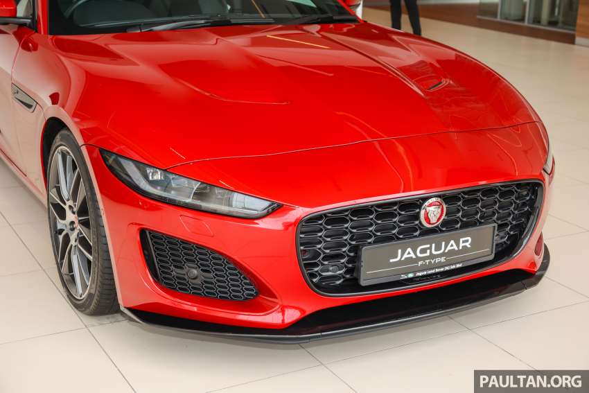 Jaguar F-Type 2022 di Malaysia – 2.0L P300, luaran disemak semula, paparan digital penuh; RM689k 1495320