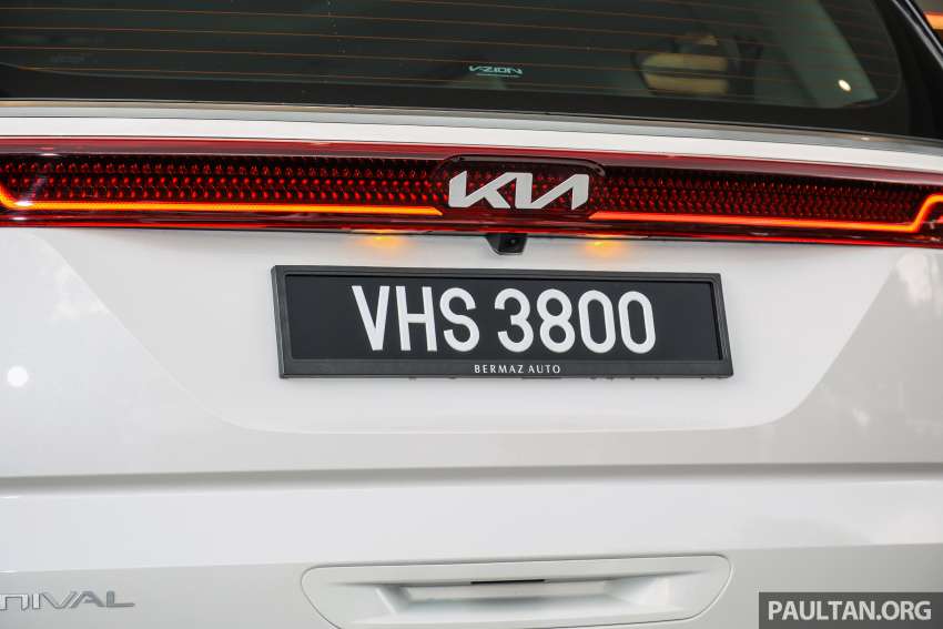 2022 Kia Carnival CKD in Malaysia – live photos of MPV in 8-Seater Mid and High guises; from RM231k 1501409