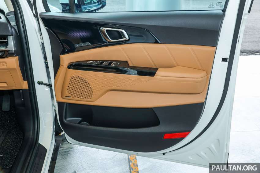 2022 Kia Carnival CKD in Malaysia – live photos of MPV in 8-Seater Mid and High guises; from RM231k 1501609