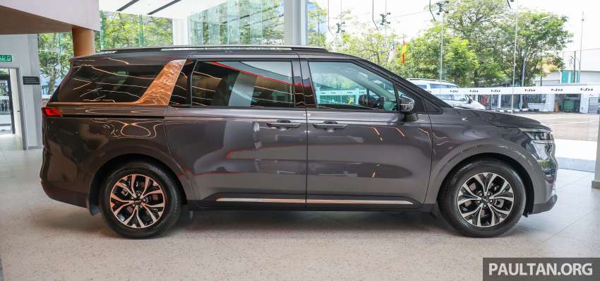 2022 Kia Carnival CKD in Malaysia – live photos of MPV in 8-Seater Mid and High guises; from RM231k 1501649
