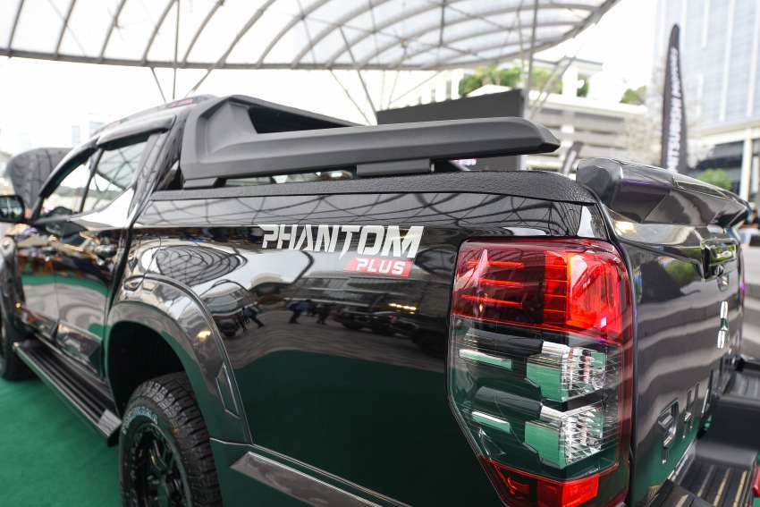 Mitsubishi Triton Phantom Plus in Malaysia – hardcore Absolute-inspired looks, LED light bars, RM140k OTR 1494438