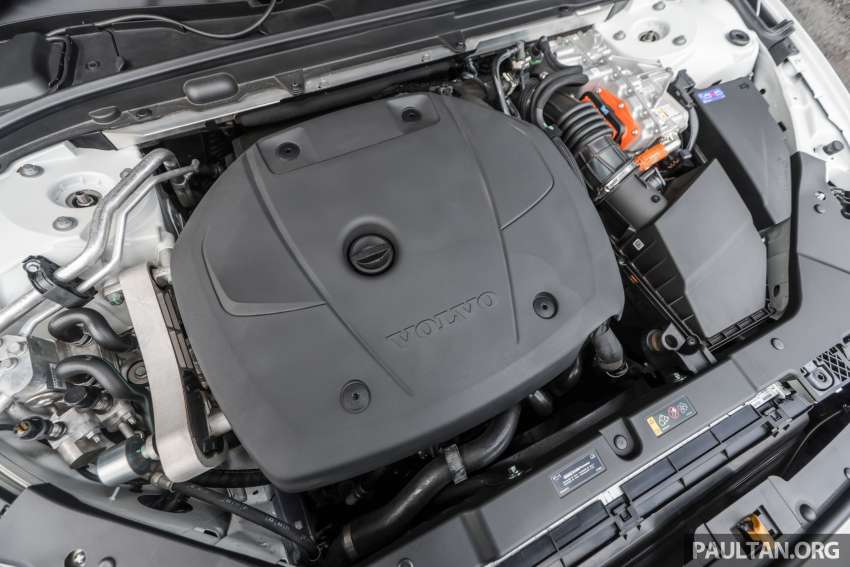 PANDU UJI: Volvo V60 T8 Recharge – RM305,888, CKD, 407 hp/640 Nm; wagon terakhir Volvo berkuasa petrol 1492239