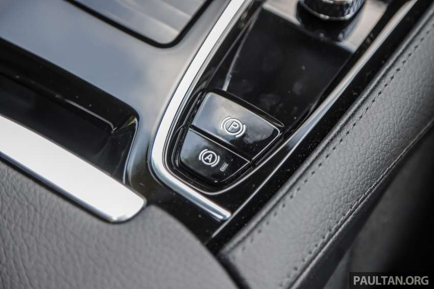 PANDU UJI: Volvo V60 T8 Recharge – RM305,888, CKD, 407 hp/640 Nm; wagon terakhir Volvo berkuasa petrol 1492276
