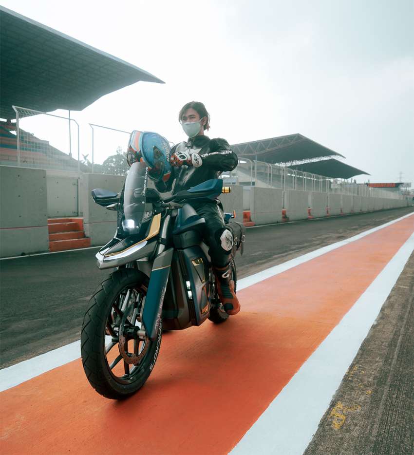 Baran Energy dari Indonesia dedah motosikal elektrik Anubis Cruissercross – jarak gerak 132 km, 46 hp 1497195