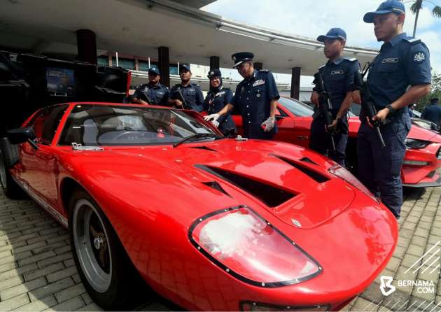 Most unique Malaysian Customs car seizure ever? Ford GT40, classic Mustang, VW Kombi, Mazda RX-7