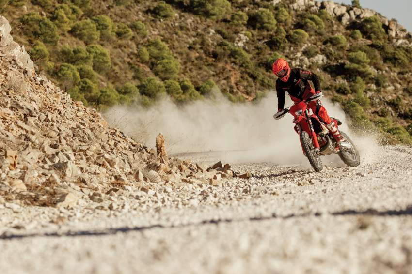 GasGas buat kemunculan pertama di M’sia – lancar model motocross dan enduro, harga dari RM39,500 1492414