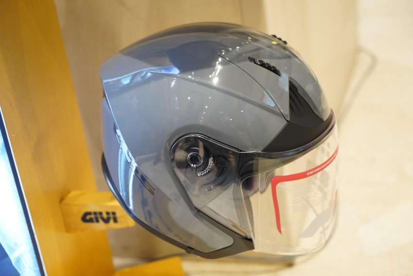 Givi Malaysia launches M35.0 Scudo open-face helmet 1505079