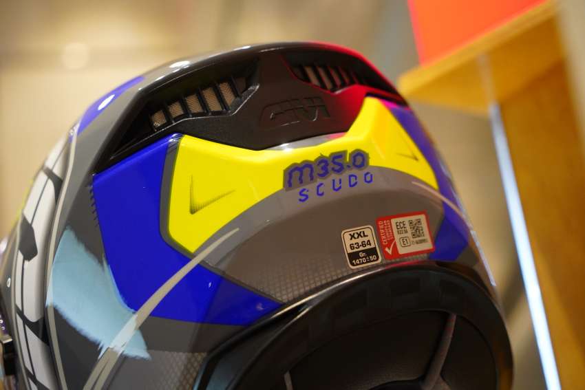 Givi lancar helmet M35.0 – taraf keselamatan ECE R22.06, lapan warna, harga jangkaan bermula RM360 1504948