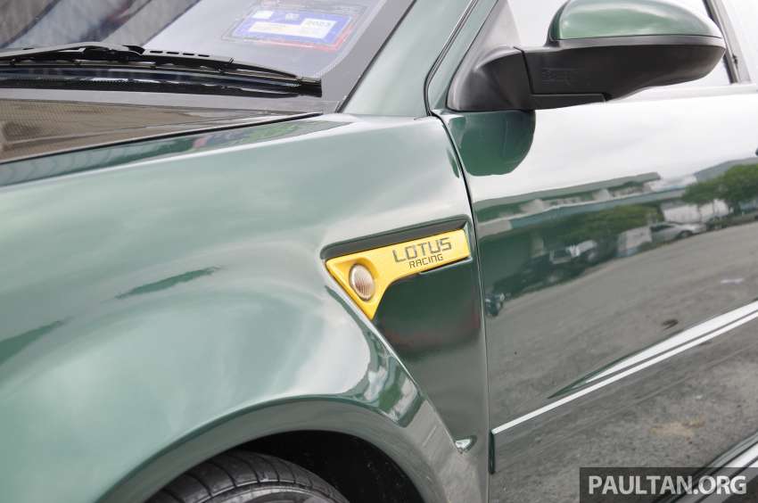 Pemilik Proton Satria Neo R3 Lotus Racing berkumpul di Dream Street Restoration, USJ hujung minggu lalu 1498980