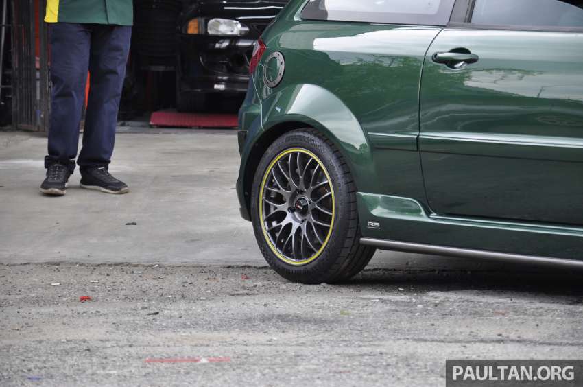 Pemilik Proton Satria Neo R3 Lotus Racing berkumpul di Dream Street Restoration, USJ hujung minggu lalu 1498985