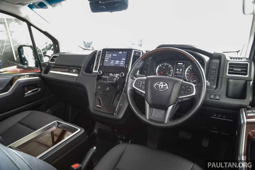 Toyota GranAce buyer’s guide – 6/8-seater diesel MPV 1495234