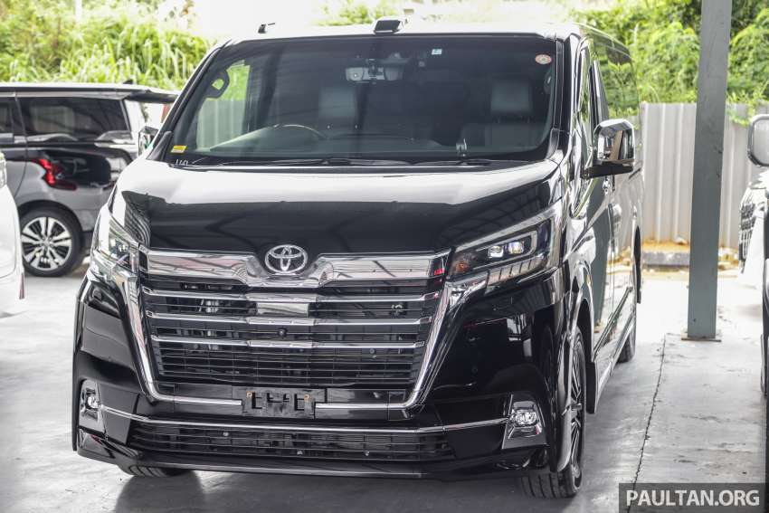 Toyota GranAce buyer’s guide – 6/8-seater diesel MPV 1495086