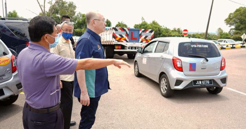 JPJ instructed by transport ministry to clear large backlog of candidates waiting to take their driving test 1501345