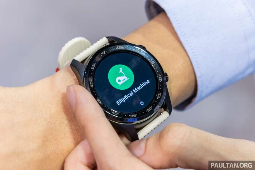 Proton X Watch first look – RM1,499 to remotely unlock your car’s doors, start the engine, AC and more 1518605