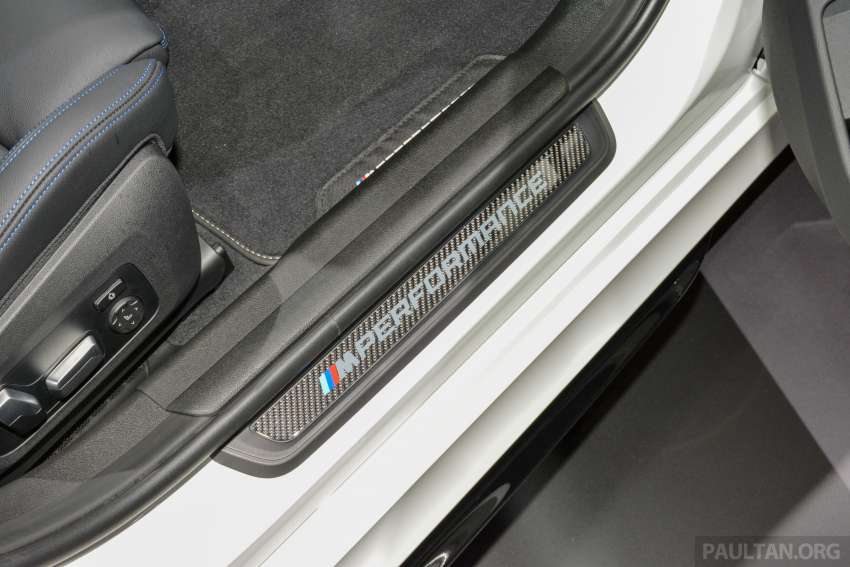 2022 BMW M340i xDrive facelift with M Performance Parts – G20 LCI loaded with carbon-fibre, Alcantara Image #1515572