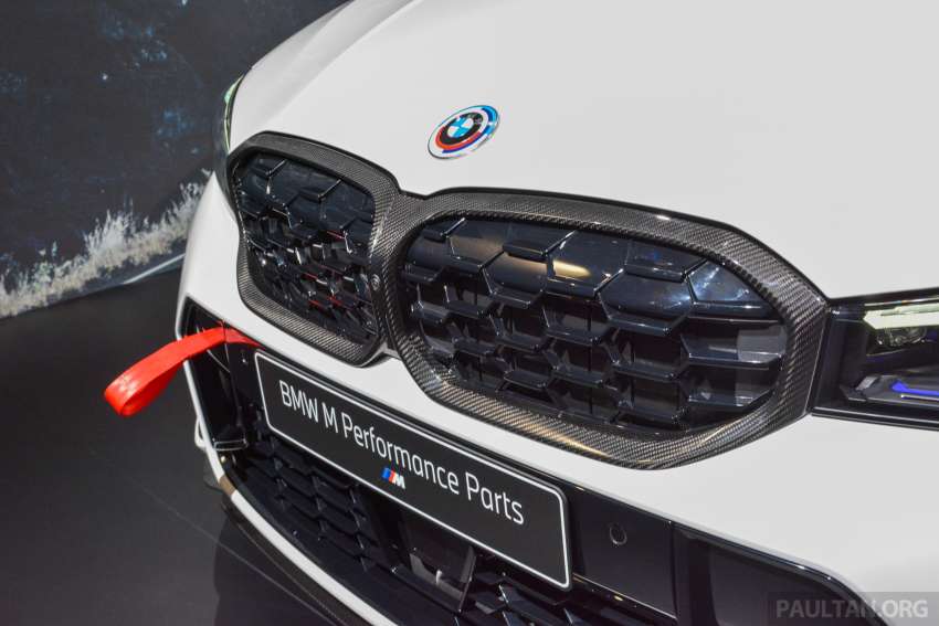 2022 BMW M340i xDrive facelift with M Performance Parts – G20 LCI loaded with carbon-fibre, Alcantara Image #1515549