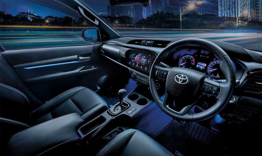 2022 Toyota Hilux updated with wireless Android Auto and Apple CarPlay, new DVR, USB-C ports – fr RM96k 1510286