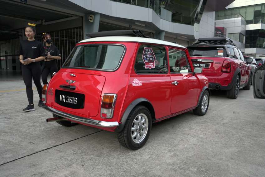 MINI owners enter Malaysia Book of Records for the ‘Largest MINI Cooper parade with the Jalur Gemilang’ 1506488