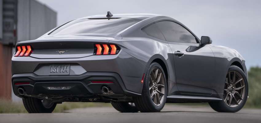Ford Mustang 2024 diperkenal – boleh rev enjin guna kunci kawalan jauh, brek tangan elektronik untuk drift 1512563