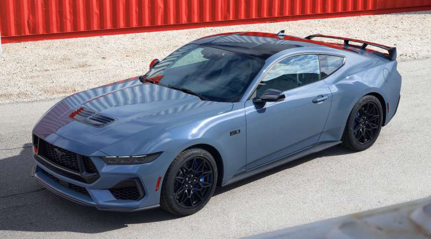 Ford Mustang 2024 diperkenal – boleh rev enjin guna kunci kawalan jauh, brek tangan elektronik untuk drift 1512577