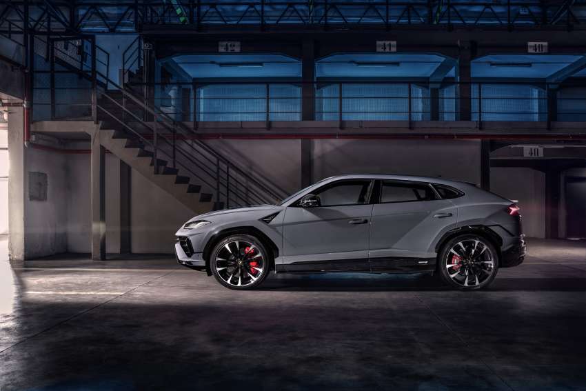 Lamborghini Urus S 2022 – 666 PS/850 Nm, 0-100 km/j dalam 3.5 saat, bumbung karbon, penggayaan baharu 1520114