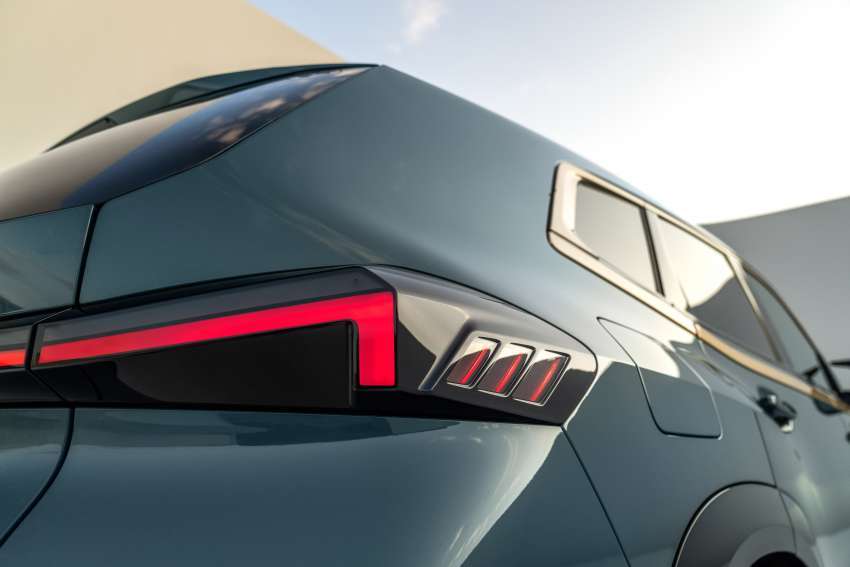 BMW XM dalam laman web M’sia, pendaftaran minat dibuka — SUV <em>plug-in hybrid</em> dengan 653 PS/800 Nm 1519341