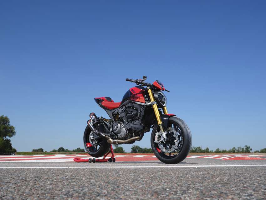 2023 Ducati Monster SP gets Ohlins forks, Brembo Stylema callipers, no price for Malaysia as yet 1513248