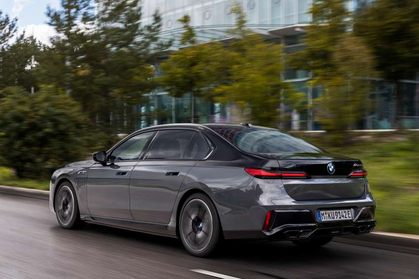 2023 BMW 7 Series – G70 PHEV variants detailed; 750e xDrive and 571 PS M760e xDrive; up to 87 km EV range 1518913