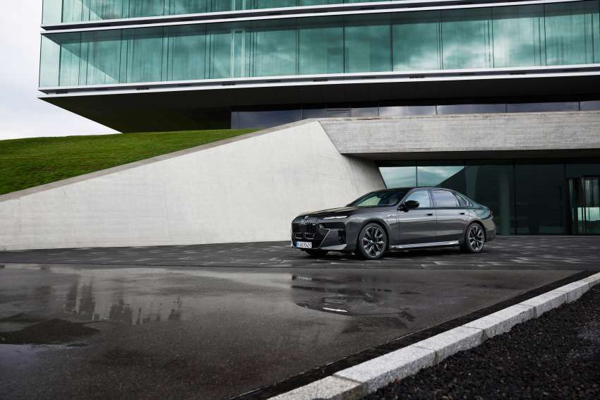2023 BMW 7 Series – G70 PHEV variants detailed; 750e xDrive and 571 PS M760e xDrive; up to 87 km EV range 1518918