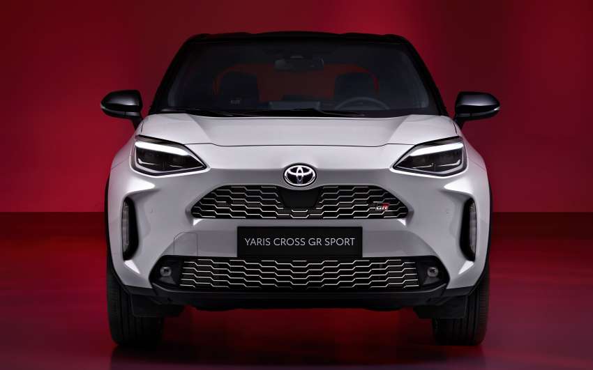 Toyota Yaris Cross GR Sport 2023 didedah di Eropah – suspensi ditala semula, rekaan sporty, 1.5L hibrid 1509043