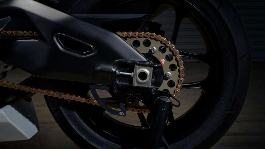 Yamaha R1 GYTR untuk kegunaan lumba diperkenal di Eropah – banyak kelengkapan seperti jentera WSBK 1508348