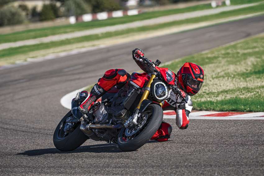 Ducati Monster SP 2023 diperkenal – versi prestasi terima peningkatan suspensi dan brek, 111 hp, 93 Nm 1513317