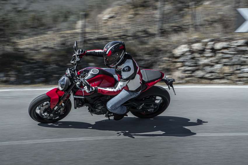 Ducati Monster SP 2023 diperkenal – versi prestasi terima peningkatan suspensi dan brek, 111 hp, 93 Nm 1513295
