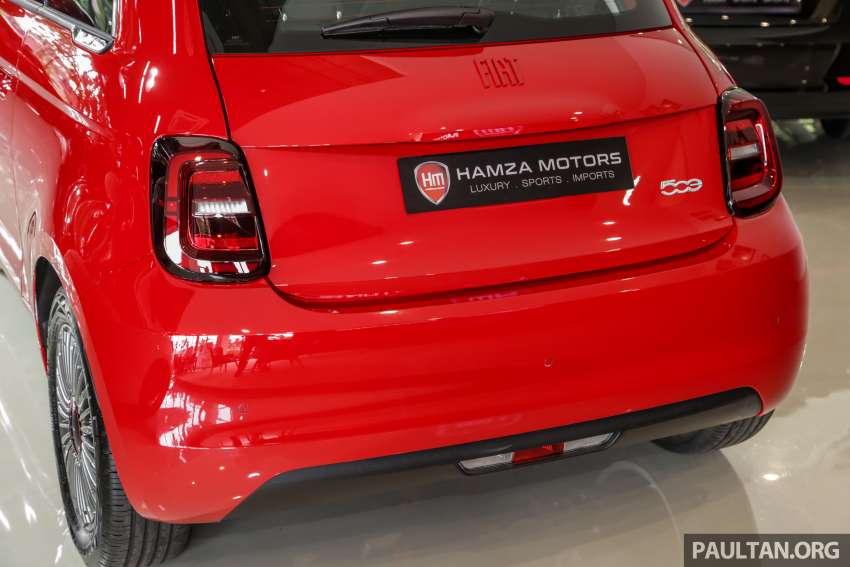 New Fiat 500 Electric in Malaysia – hatch and Cabrio, 320 km EV range, 42 kWh battery, from RM250k 1515048