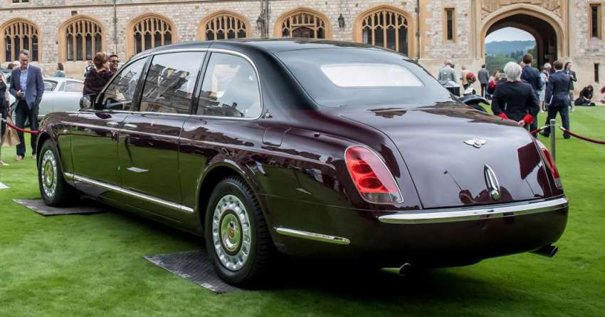 Queen Elizabeth II’s car collection featured a 10-mil-pound Bentley, many Land Rovers and Range Rovers 1510017