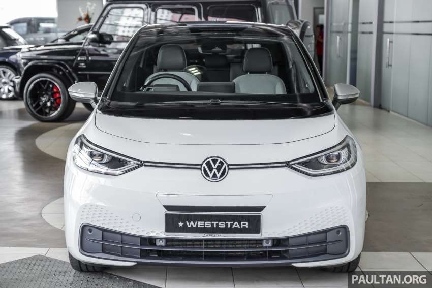 Volkswagen ID.3 1st Edition Pro Performance – Golf-sized EV, 58 kWh, 425 km range, RM260k by Weststar 1511070
