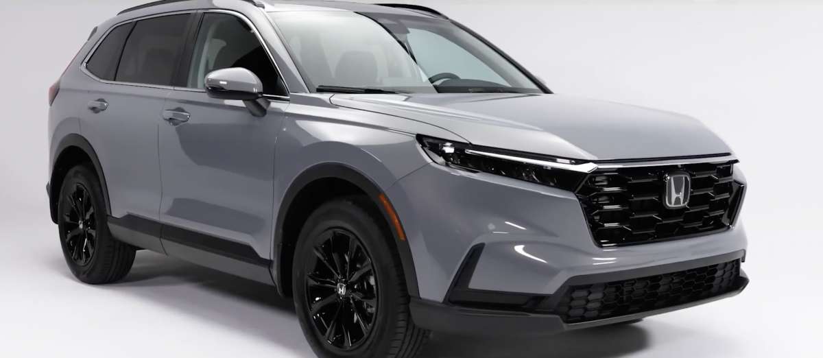 2023 Honda CRV given a video walkaround tour Car Fix Guru