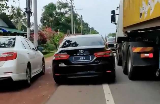 PDRM issues summon to exco’s queue-cutting car