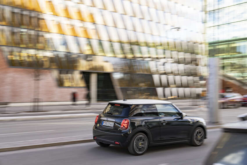 2022 MINI Electric Resolute Edition in Malaysia – special styling touches, 232 km EV range; fr RM198k 1581577