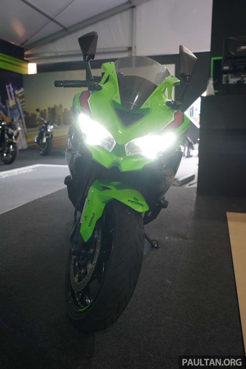 2022 Kawasaki ZX-25R arrives in Malaysia under EMOS – on display at EMOS booth at 2022 Malaysia MotoGP 1531682