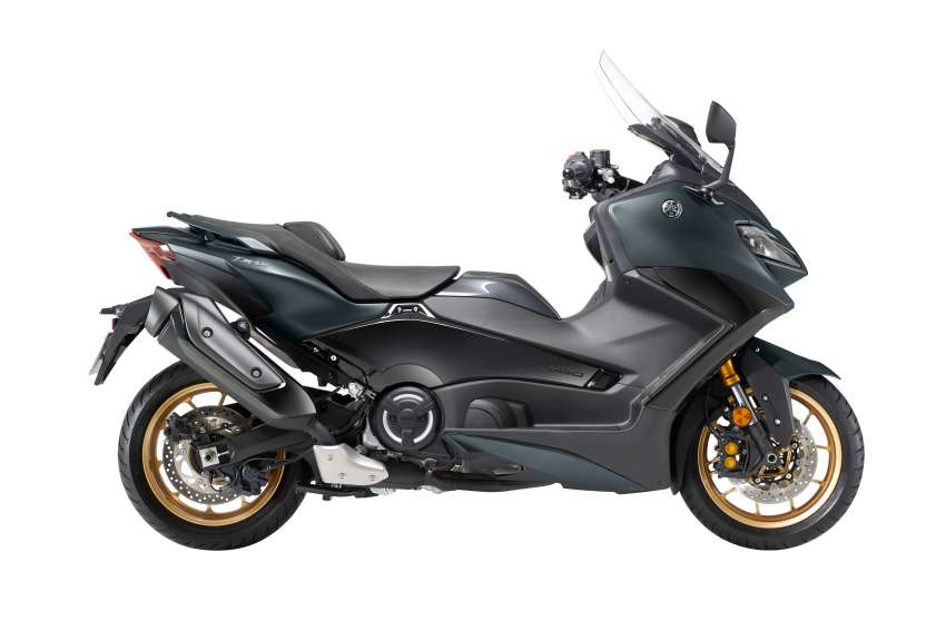 2022 Yamaha TMax 560 Tech Max in Malaysia, RM74,998 for CKD, Garmin navigation by subscription 1527810