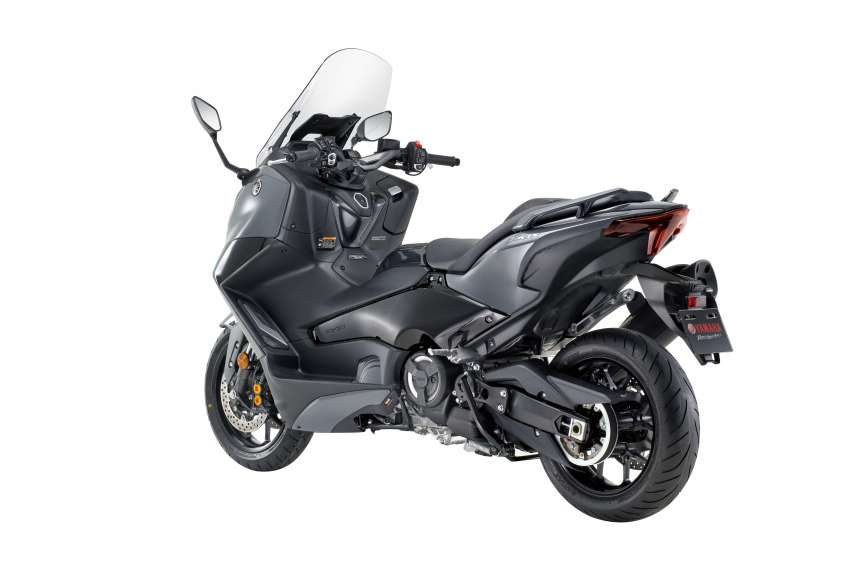 2022 Yamaha TMax 560 Tech Max in Malaysia, RM74,998 for CKD, Garmin navigation by subscription 1527801