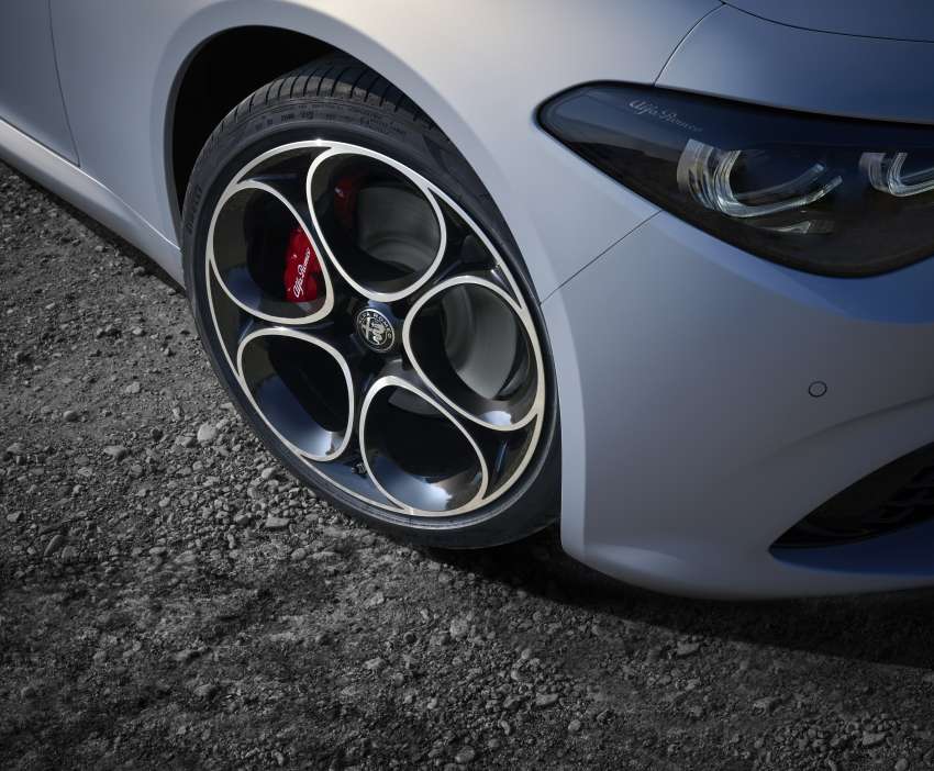 2023 Alfa Romeo Giulia and Stelvio facelift – new 3+3 headlamps, Competizione variant, NFT certification 1535360